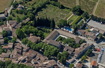 Vue aérienne de l'abbaye de la Celle